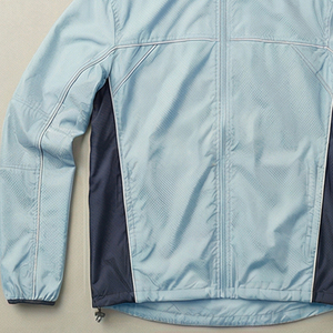 Chaqueta Cortavientos de Invierno con Capucha, Recubierta de Poliéster Reciclado, Estilo Urbano, Ecológica, Moda Sostenible, Unisex - Product Image 2