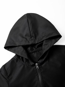 Conjunto de Chaqueta Cortavientos Ligera Estilo Urbano para Hombre, Diseño Personalizado, Trajes Deportivos Cortavientos de Alta Calidad para Hombre en Grandes Cantidades - Product Image 3