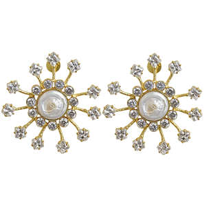 Pendientes Elegantes Chapados en Oro con Perlas y Circonitas - Pendientes Clásicos Minimalistas para Uso Diario y Regalos - Product Image 1
