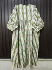 Robe de club en coton à rayures vertes et blanches, imprimé soleil, manches longues, style modeste, longueur ras du sol, écologique, respirante, pour la plage - Product Image 6
