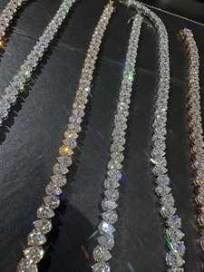 สร้อยคอคิวบาลิงค์ประดับเพชรโมอิสซาไนต์แบบเย็นๆ ระดับ VVS สไตล์ฮิปฮอปสุดหรูสำหรับผู้ชาย ขายส่งจากโรงงาน ผลิตตามสั่ง ทอง 18K - Product Image 5