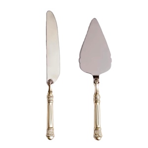 Suministro directo de fábrica al por mayor de juego de servicio de pastel de acero inoxidable con mango en relieve de 2 piezas disponible a un precio razonable - Product Image 1