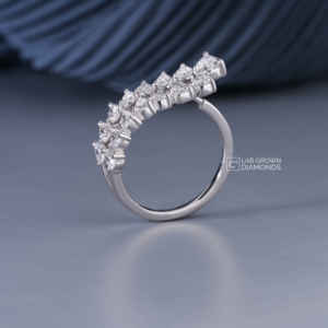 Bague en or blanc 14 carats avec moissanite taille poire pour femme, luxe, 1,98 carat de poids total, 4,68 grammes, bijoux fins pour mariage et fiançailles, cadeau - Product Image 4