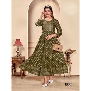 TRABAJO ESTAMPADO RAYÓN ATRACTIVO LISTO PARA LLEVAR VESTIDO MEHNDI - Product Image 1