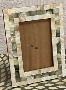 Cadre en résine décoratif moderne avec motif floral artistique pour une belle présentation de photos - Product Image 3