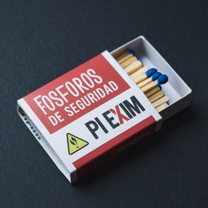 Fósforos de seguridad de palo largo-Cajas de fósforos de seguridad para el hogar Negro Rojo Colorido Match Heads Material de cartón de madera para uso en la cocina - Product Image 1