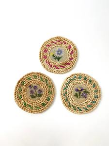 Hermoso Posavasos de Ratán de Diseño para Ocasiones Especiales, Servicio de Té y Café, Decoración de Mesa para Invitados y Protección de Mesa de Comedor - Product Image 6