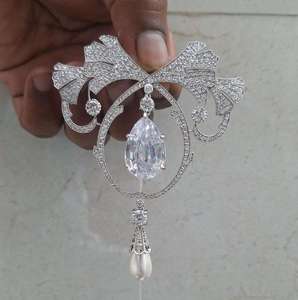 เข็มกลัดอาร์ตเดโคสุดหรู เงินแท้ 925 ประดับเพชรโมอิสซาไนต์หลากหลายรูปทรง สไตล์โบราณ สำหรับผู้หญิง ใส่ไปงานปาร์ตี้ หรือเป็นของขวัญ - Product Image 1