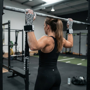Agarraderas de Gimnasia Ajustables y Resistentes, Protectores de Palma Transpirables para Entrenamiento con Barra de Dominadas, Levantamiento de Pesas y Fitness Funcional - Product Image 2