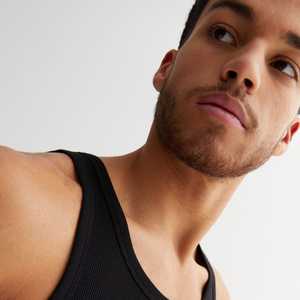 Camiseta sin mangas de punto con cuello redondo para hombre, color negro, informal, lisa - Product Image 4