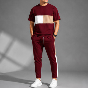 Conjunto Deportivo Ligero para Hombre con Bloques de Color y Estampado, Camiseta de Manga Corta y Pantalones, Cuello Redondo, Transpirable, Informal, de Algodón para Verano - Product Image 1