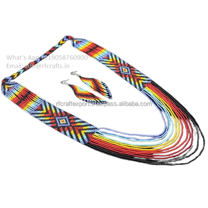 Collar de gargantilla de cuentas de cristal tribal en capas multicolor étnico y pendientes a juego - Product Image 5