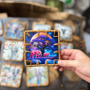 Posavasos Cuadrados de Ratán con Diseño Artístico de Paisaje de Elefantes, Impresión a Color Vibrante, Artículos de Moda en Oferta - Product Image 1