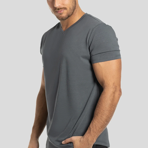 Camisetas al por Mayor para Hombre, Cuello en V, Manga Corta, 100% Algodón, Gruesas, Personalizadas con Impresión Gráfica - Product Image 2