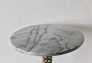 Mesa de Centro con Tapa de Mármol y Base de Latón en Oferta, Muebles Modernos para Sala de Estar, Mesa Auxiliar Decorativa - Product Image 3