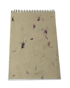 Fournitures scolaires : Papier naturel de couleur jardin, fabriqué à partir de fibres de jute 100 %, utilisé ici comme couverture de cahier à spirale. - Product Image 1