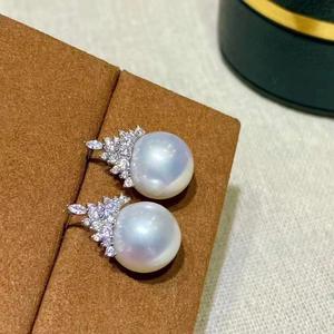 Boucles d'oreilles clous en perles d'eau douce Edison simples et haut de gamme pour femmes, 10-11 mm, argent S925 avec une forte luminosité, légères imperfections - Product Image 3