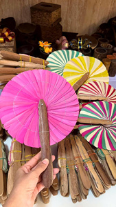 พัดใบปาล์มสลักโลโก้ส่วนตัวสำหรับงานแต่งงานและงานอีเว้นท์ - Product Image 6