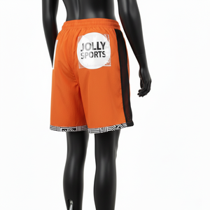 กางเกงขาสั้นวินด์เบรกเกอร์ผ้าโพลีเอสเตอร์น้ำหนักเบา 135 GSM สีส้มสดใส แต่งแถบตาข่ายด้านข้าง พร้อมโลโก้แบบซับลิเมชั่นสั่งทำพิเศษสำหรับผู้หญิง - Product Image 3