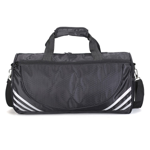 Bolsa Deportiva de Gimnasio con Compartimento para Zapatos, Impermeable, Casual, de Nailon de Alta Calidad, Capacidad de 56-75L, para Viajes Unisex - Product Image 3
