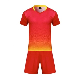 Servicio OEM Uniforme de Fútbol Transpirable 100% Poliéster Nuevo Diseño Precio Bajo - Product Image 1
