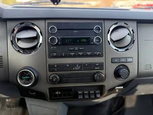 Cabeza tractora diésel 6x4 duradera, camión semirremolque de servicio pesado para transporte comercial por carretera y aplicaciones logísticas - Product Image 5