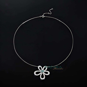Pendentif Fleur en Argent 925 avec Moissanite Taille Brillant, Plaqué Rhodium, Style Hip-Hop, pour Femme, Usage Quotidien - Product Image 2