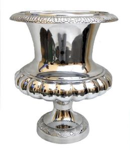 Handmade Silver Floor Vase Art Deco Design Polished Finish Rust Resistant Eco-Friendly Indoor/Outdoor Wedding Party Festival - Product Image 1
