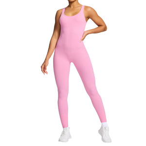 Traje de yoga de una pieza sin costuras para mujer, con diseño de espalda descubierta y tiras cruzadas, ideal para deportes y yoga. - Product Image 1