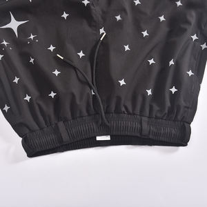 Pantalones de Esquí Negros con Estampado de Estrella de 4 Puntas, Cintura Elástica, Holgados y Estilo Baggy - Product Image 3