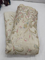 Tissu en soie pure de qualité supérieure pour la confection de lehenga et de saree de mariée, fournisseur de luxe pour boutiques, vente en gros et exportation