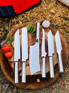 Juego de Cuchillos de Chef de Acero Inoxidable de 8-9.9 Pulgadas, Acabado Pulido, Diseño Minimalista, Mango Ambidiestro - Product Image 3