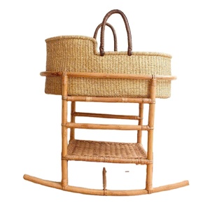 Berceau de bébé carex naturel vietnamien produit agricole écologique fait à la main à partir de bambou - Product Image 1
