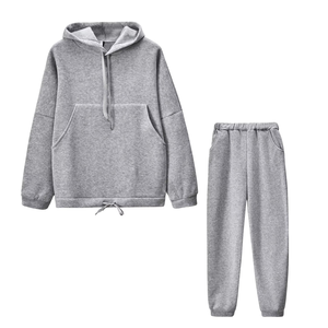 Vente flash : Ensemble deux pièces pour femme, sweat à capuche court décontracté avec grande poche, couleur unie, pour le printemps et l'automne - Product Image 3