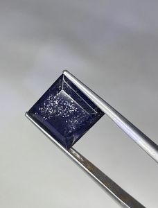 Iolite pierre soleil taille carrée, iolite pierre soleil naturelle des mines indiennes. - Product Image 2