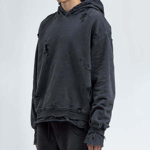 เสื้อฮู้ดดี้ผู้ชายทรงโอเวอร์ไซส์ ผ้าฝ้ายเฟรนช์เทอร์รี่ สีพื้น ดีไซน์ขาดๆ แบบลำลอง ใส่ได้ในฤดูใบไม้ร่วง ทรงปกติ - Product Image 4