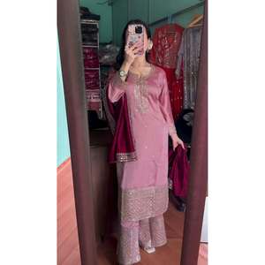 Top Palazzo de Diseño con Bordado Chinon y Lentejuelas, con Dupatta en Rosa - Product Image 1