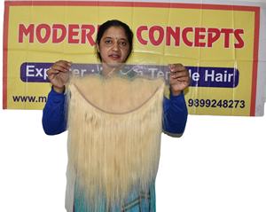 Extensions de cheveux humains de temple indien vierge noire naturelle crue paquets bouclés alignés par vague lâche non traitée - Product Image 4