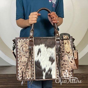 Bolsos de mano de cuero para mujer de moda occidental, bolso de mano con borlas florales de piel de vaca con logotipo personalizado, transporte oculto para uso diario - Product Image 1