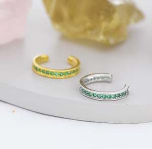 Manchette d'oreille minimaliste en argent sterling plaqué or avec zirconium vert émeraude, sans perçage, pour femme - Product Image 1