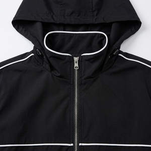 Ensemble de survêtement noir à capuche pour homme, couleur unie, vêtement de sport respirant en polyester, idéal pour l'automne, avec panneau réfléchissant - Product Image 5