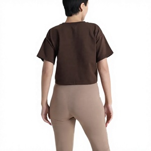 เสื้อยืดคอกลมสีพื้นเรียบง่าย ระบายอากาศได้ดี เป็นมิตรกับสิ่งแวดล้อม ไซส์ใหญ่ สำหรับผู้หญิง สวมใส่สบายๆ ในฤดูใบไม้ร่วง พร้อมกางเกงขายาวสีขาว - Product Image 3
