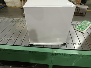 Listo para Enviar al por Mayor: <span class=keywords><strong>Nevera</strong></span> de 48L, 220V, 50Hz, Clase E, R600a, con Asa Empotrada, Puerta Única, con Cerradura y Llave - Product Image 2