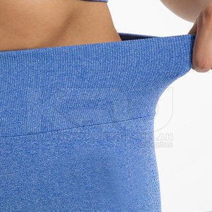 Conjunto de yoga cómodo para mujer, diseñado para inspirar confianza con patrones únicos y excelente transpirabilidad. - Product Image 6
