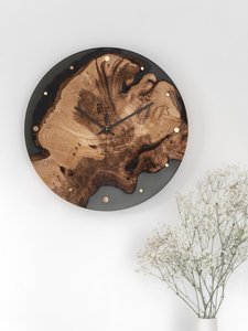 <b>Black</b> Epoxy & Olive Wood <b>Wall</b> <b>Clock</b>: Handmade Silent Art Decor - Product Image 5