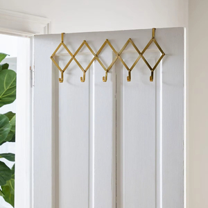 Colgador de Puerta Decorativo de Hierro, Diseño Artístico, Acabado Premium, Duradero y Resistente, Organizador para Entrada - Product Image 1