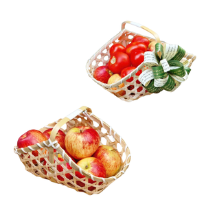 Panier cadeau artisanal en paille de bambou, durable, élégant et naturel, pour le rangement et l'emballage des cadeaux - Product Image 1