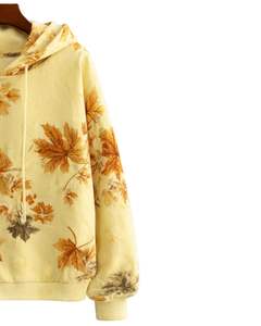 Sweat à capuche personnalisé pour femme, imprimé feuilles d'automne jaune clair, en molleton de coton, pull décontracté, fabricant sur mesure, fournisseur de vêtements en gros - Product Image 4