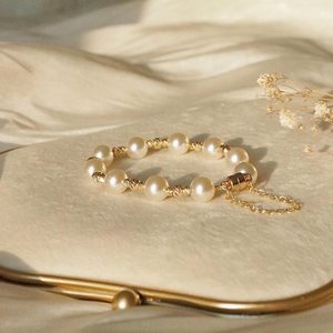 Bracelet en perles fines, fermoir magnétique en argent sterling, bracelet en perles nouées, bijoux minimalistes pour mariage, cadeau pour demoiselle d'honneur - Product Image 3