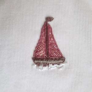 เสื้อกล้ามปักลายลูกปัดพร้อมลายดอกไม้สีสันสดใสและเสน่ห์แห่งงานฝีมือที่สวยงาม - Product Image 1